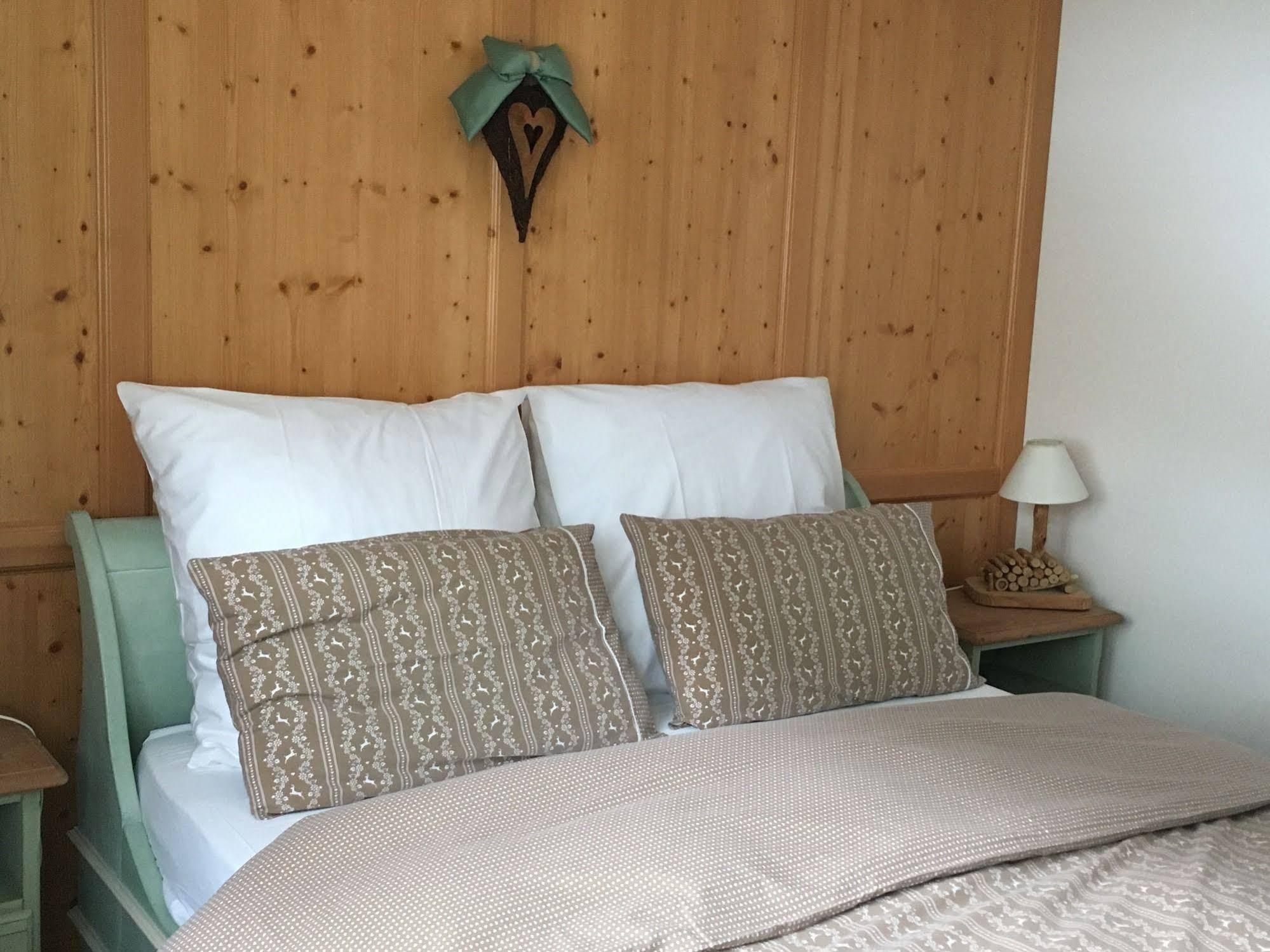 Appartamenti Chalet Orchidea Canazei Ngoại thất bức ảnh